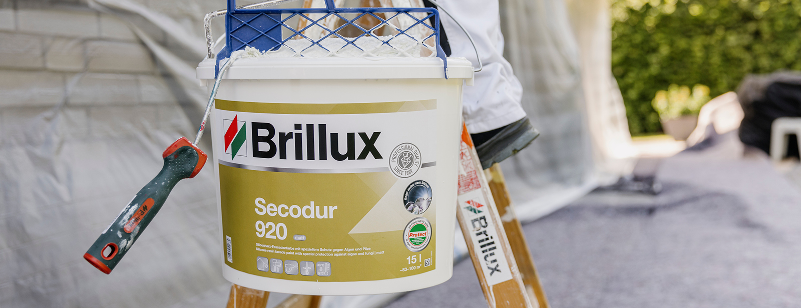 Strong against algae and fungi